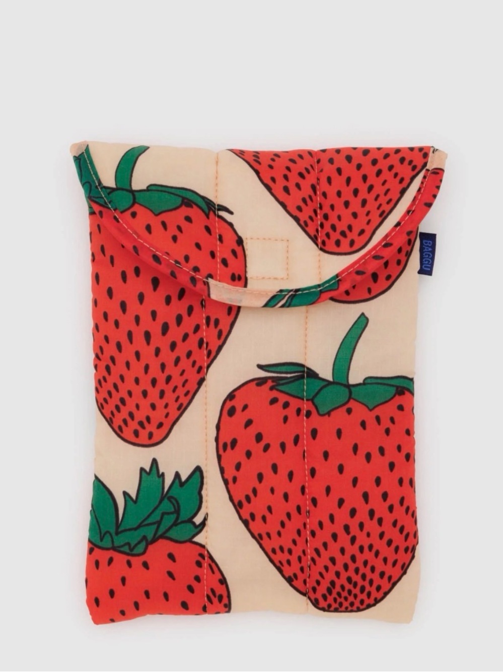 BAGGU: Puffy Tablet Sleeve “Strawberry”🍓